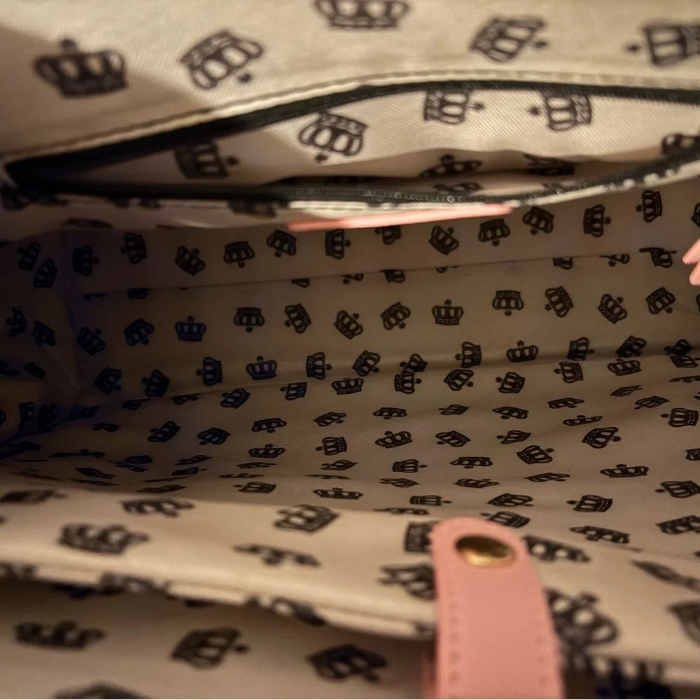 Juicy Couture Black‎ Tote with Pink Highlights